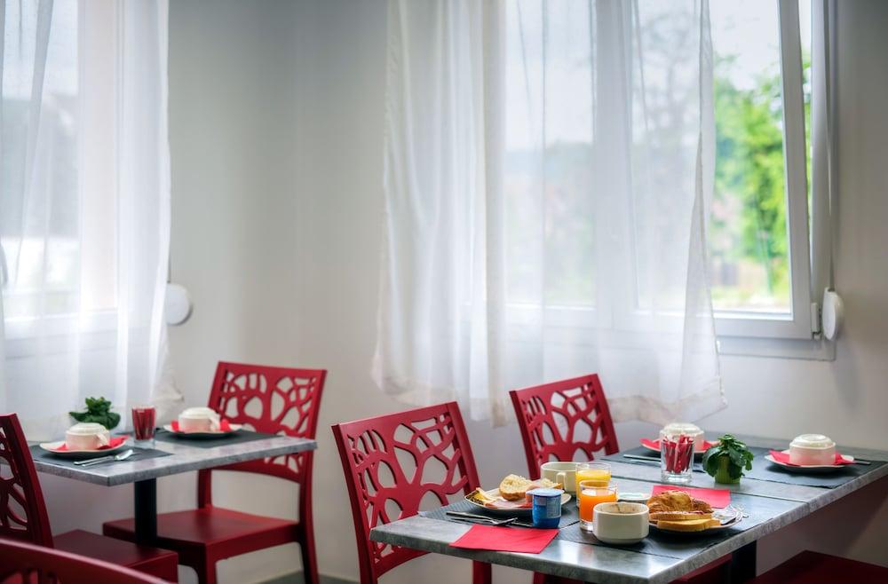 Comfort Aparthotel Mutzig Portes D'Alsace Eksteriør billede